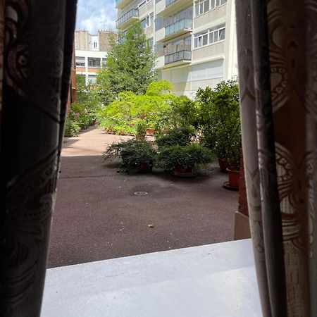 Tour Montparnasse Bed and Breakfast París Exterior foto